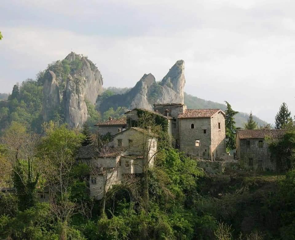 Agriturismo Casa Rastelli Monte Orsello 外观 照片